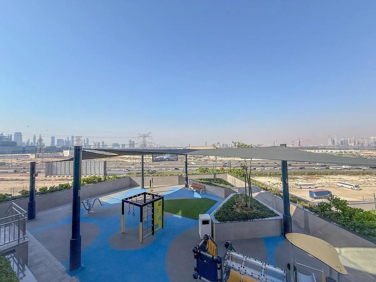 Elegant 2-Br With Modern Comfort Dubai Apartment