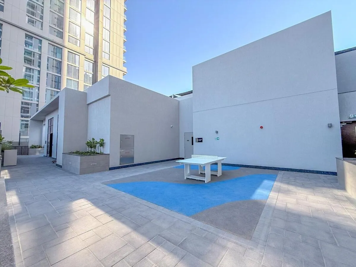 Apartment Elegant 2-Br With Modern Comfort Dubai United Arab Emirates